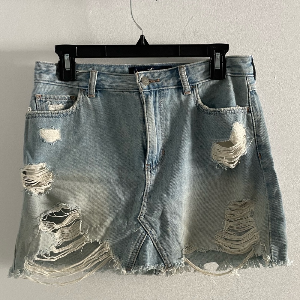 Hollister size 7 High rise jean Skirt